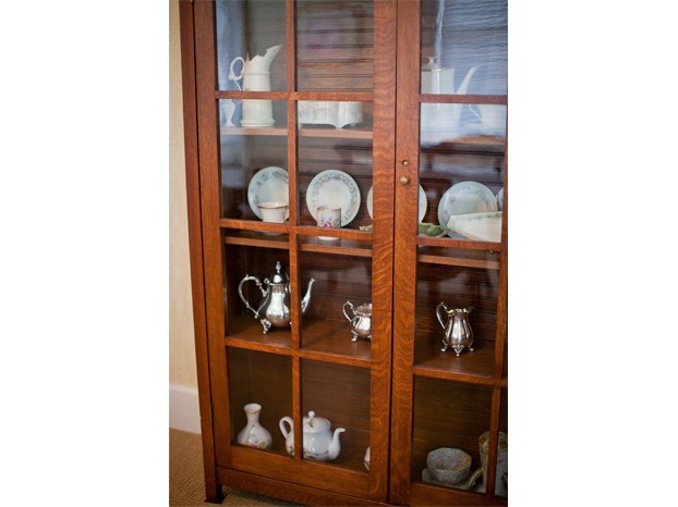 Detail of Items in Cabinet
